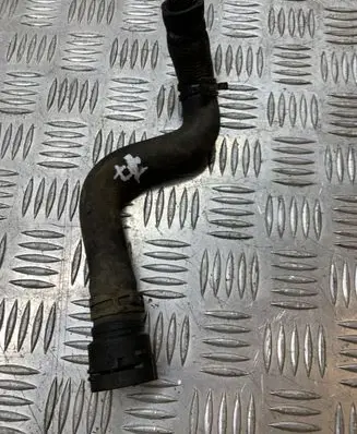 Volkswagen PASSAT B6 Engine coolant pipe/hose 3B0122291B