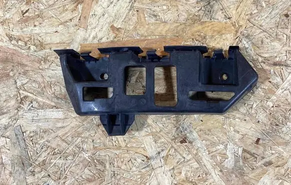 Porsche Cayenne (9Y0 9Y3) Front bumper mounting bracket 7p5807483