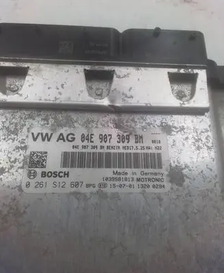 Skoda Yeti (5L) Engine control unit/module 04E907309BM 0261S12607 04E907309BX