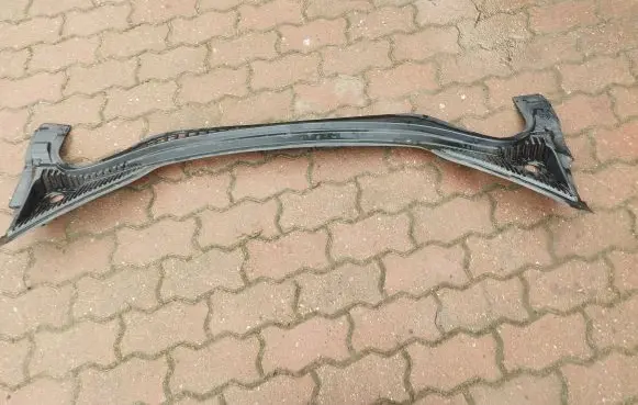 Citroen C5 Wiper trim 9681057880
