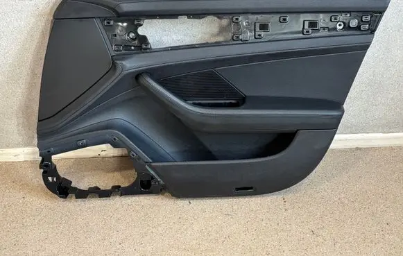 Porsche Panamera (971) Front door card panel trim