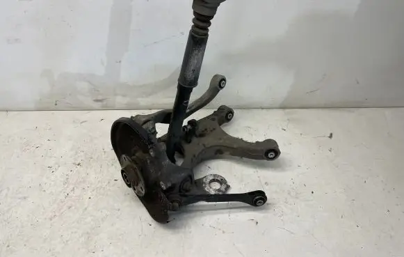 Audi A7 S7 4G Rear wheel hub spindle/knuckle 