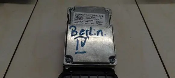 Citroen Berlingo Camera control unit module 9851326280