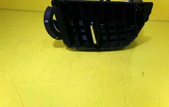 Dashboard side air vent grill/cover trim