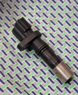 Toyota Prius (XW30) Crankshaft position sensor 9091905070 9R25 0296001481