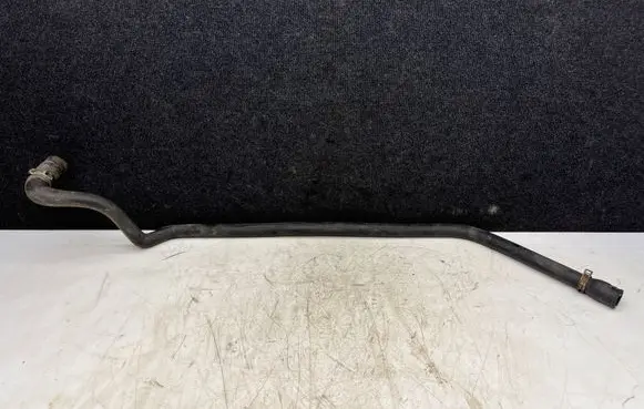 Mercedes-Benz Vito Viano W639 Engine coolant pipe/hose