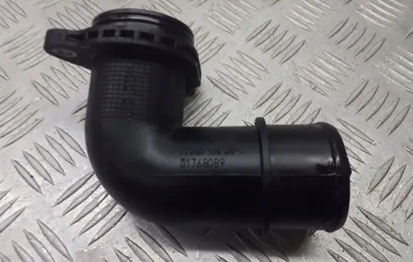 Fiat Croma Intercooler hose/pipe 51768089