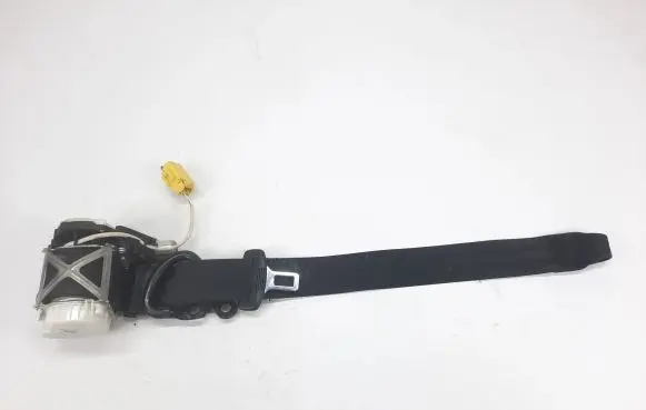 Volkswagen Eos Front seatbelt