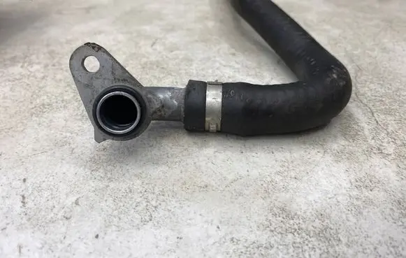 Audi A4 S4 B7 8E 8H Power steering hose/pipe/line 