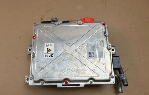 Ford Mustang Mach-E Voltage converter inverter LJ987P425BD