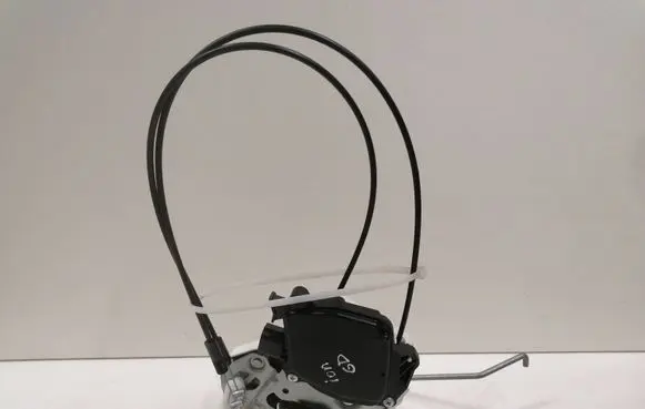 Peugeot iOn Rear door lock