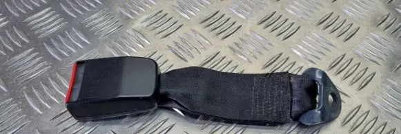 Peugeot 106 Middle seatbelt buckle (rear) EA26782