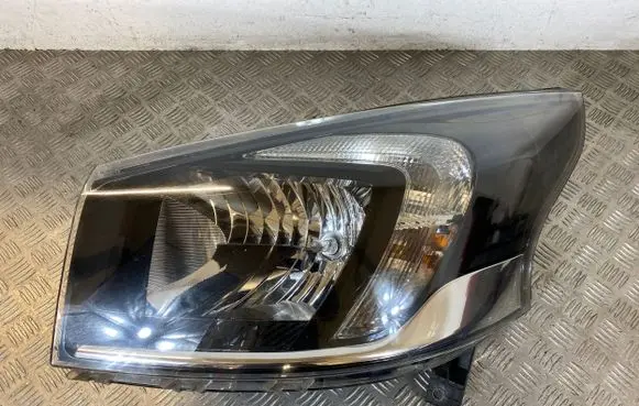Opel Vivaro Headlight/headlamp 18870901