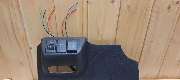 Dashboard lower bottom trim panel