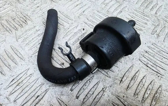 Audi TT Mk1 Valve vacuum 058133459