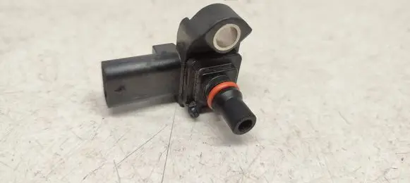 BMW X6 F16 Air pressure sensor 8637896 11T24 0240