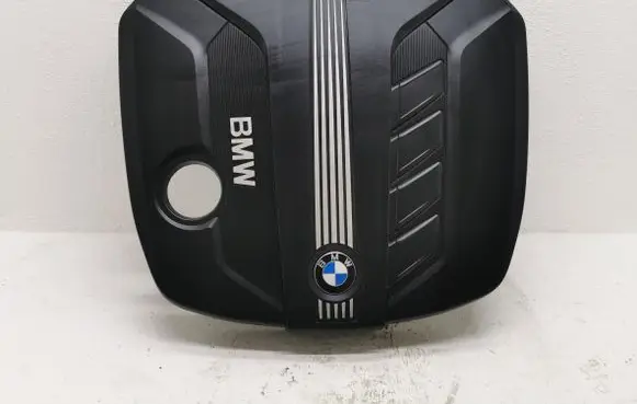 BMW 5 F10 F11 Engine cover (trim) 7802847