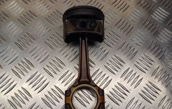 Opel Meriva A Piston with connecting rod 79L68 Z16XEP