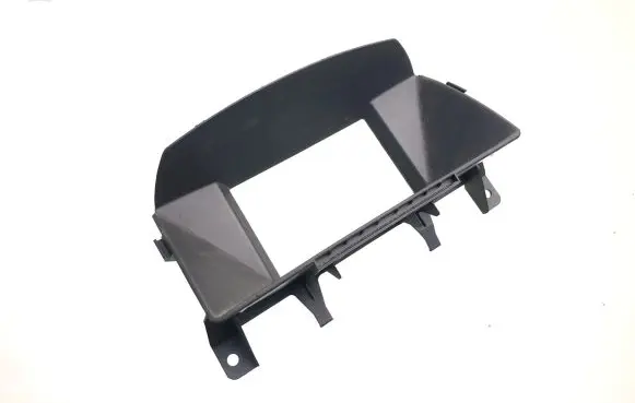 Radio/GPS head unit trim