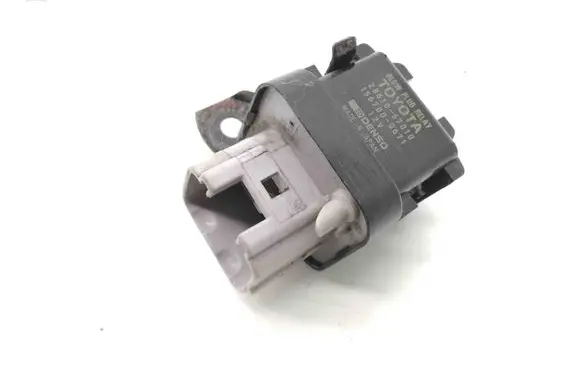 Glow plug pre-heat relay