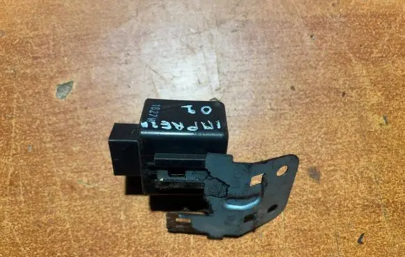 Subaru Impreza II Other relay 86017FE010 86017 FE010