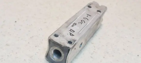 Audi A6 S6 C6 4F Front bumper shock/impact absorber 4F0807134 606360