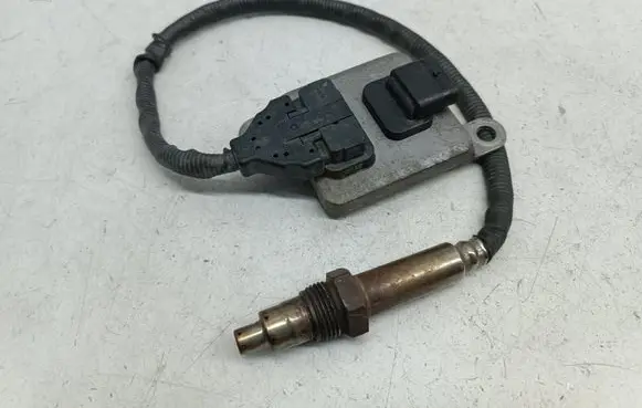 Mercedes-Benz Vito Viano W447 Lambda probe sensor A0009058411 0009058411 A3C01067400608