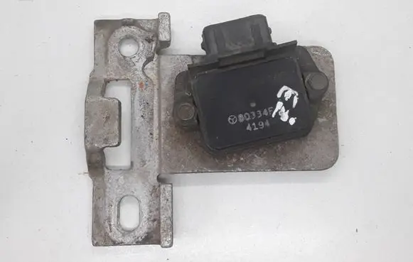 Opel Vectra B Ignition amplifier control unit 90360315