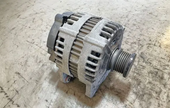 Audi A6 S6 C6 4F Generator/alternator 03G903016L 14V180A 0121715077