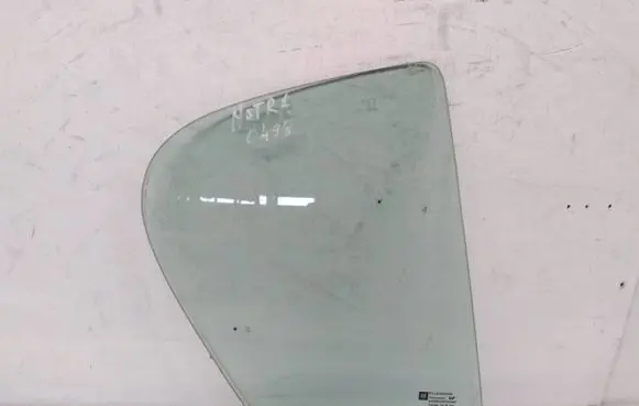 Opel Astra H Rear vent window glass 