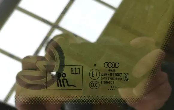 Audi Q3 F3 Rear side window 83A845299E