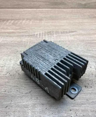Mercedes-Benz A W168 Coolant fan relay A0235456832