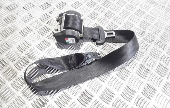 Audi A3 S3 8V Rear seatbelt 629416900
