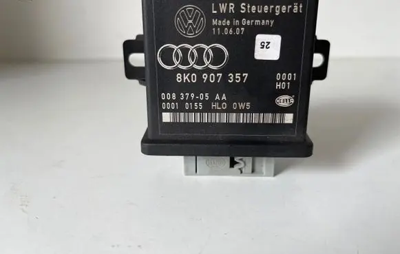 Audi A5 8T 8F Light module LCM 8K0907357 00010155 00837905AA