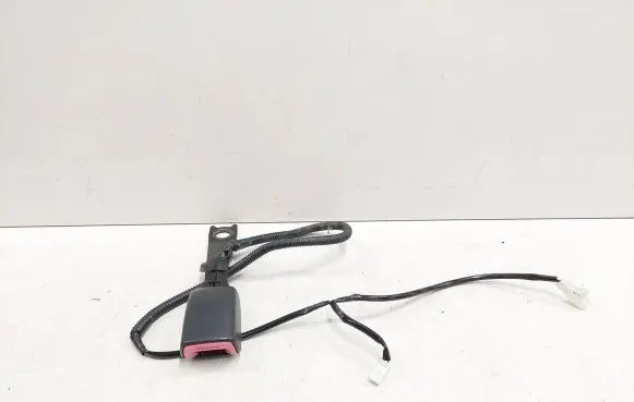 Toyota Corolla Verso E121 Front seatbelt buckle E034501 07245
