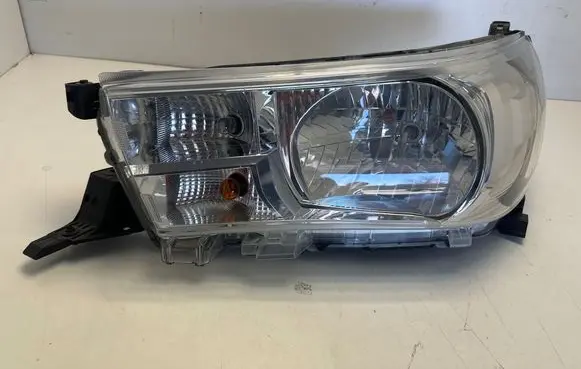 Toyota Hilux (AN120, AN130) Headlight/headlamp 929650100