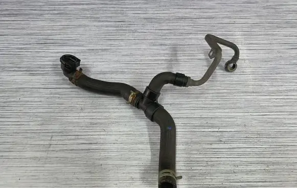 Mini One - Cooper R57 Coolant pipe/hose 7534507 7567849