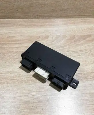 BMW 5 E39 Door control unit/module 8352062