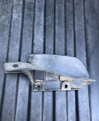 Land Rover Discovery 5 Front mudguard HPLA11778AA