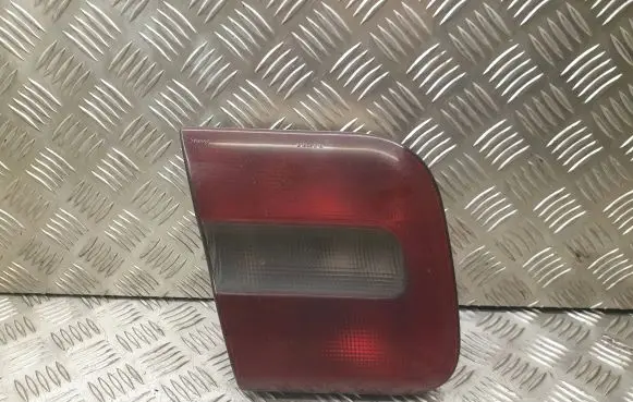 Volvo S70 V70 V70 XC Tailgate rear/tail lights 9151633
