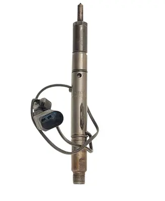Fuel injector