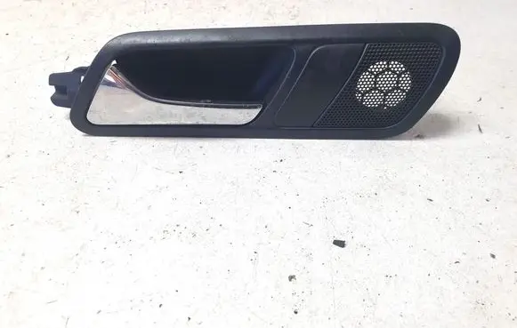 Volkswagen PASSAT B6 Rear door interior handle 3C4839113