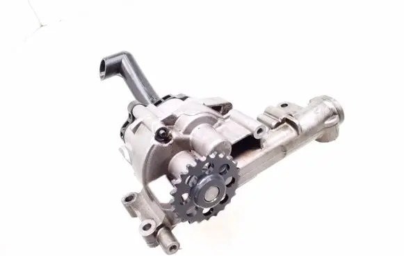 Mercedes-Benz B W245 Oil pump 6401810401