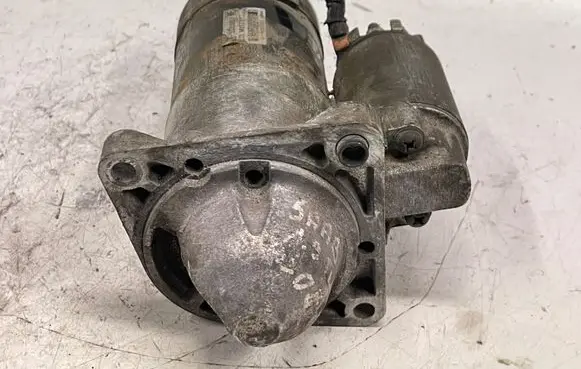Opel Zafira B Starter motor M001T30670 55353857