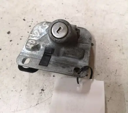 Volvo S80 Tailgate exterior lock 31253043