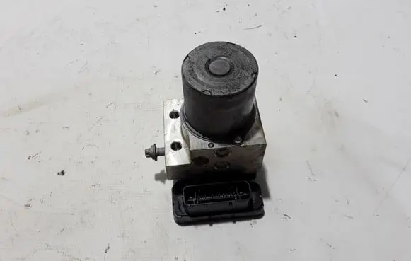 BMW 5 F10 F11 ABS Pump 6858955