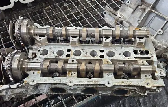 Jaguar XF X260 Engine head PBDX236C064AB IMPRK1555172