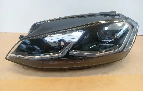 Volkswagen Golf VII Headlight/headlamp 5G1941081G