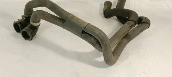 Volkswagen Touran II Engine coolant pipe/hose 1T0121156AQ