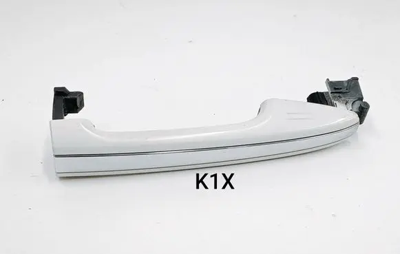 Subaru Outback (BS) Front door exterior handle 8B09